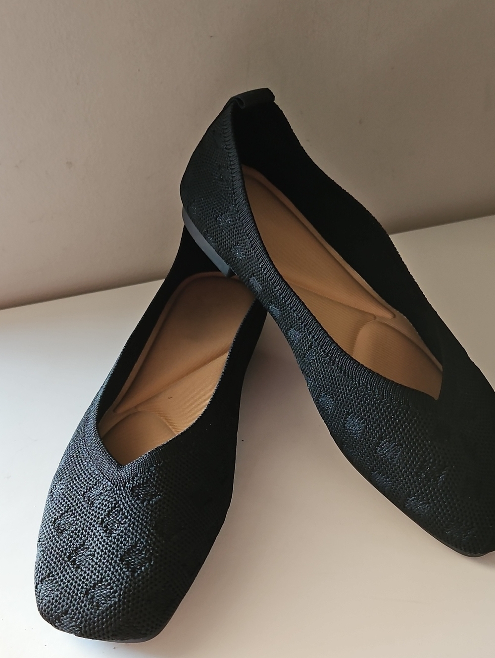Women's Diamond Black Knit Ballet Flats sz 39